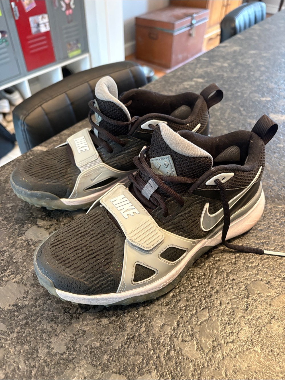 Nike Men’s Air Zoom Black and Light Gray Turf shoes - size 7.5